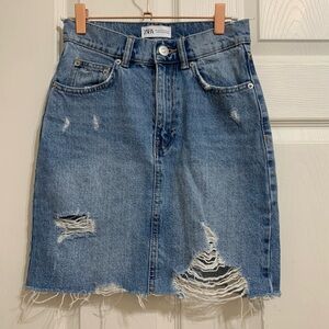 NWT Zara Knee-Length Denim Skirt